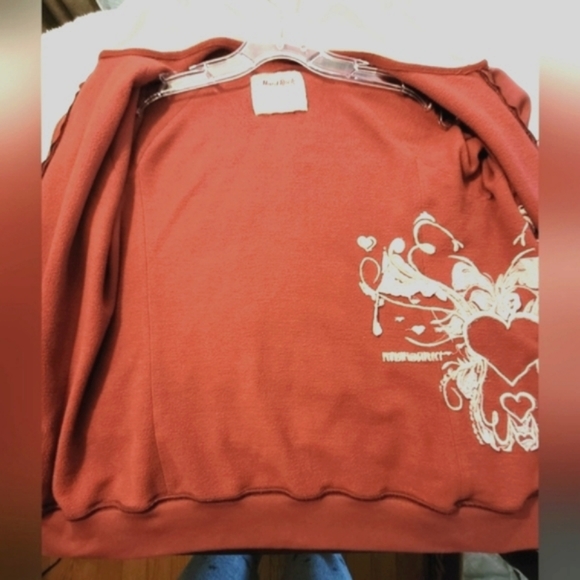 Hard Rock Cafe Margarita Venezuela Hoodie Large Burgandy Collectible Good 🔥 - Picture 9 of 13